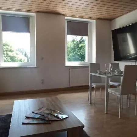 Apartment Am Hofladen Hellendorf - Saechsische Schweiz By Interhome *