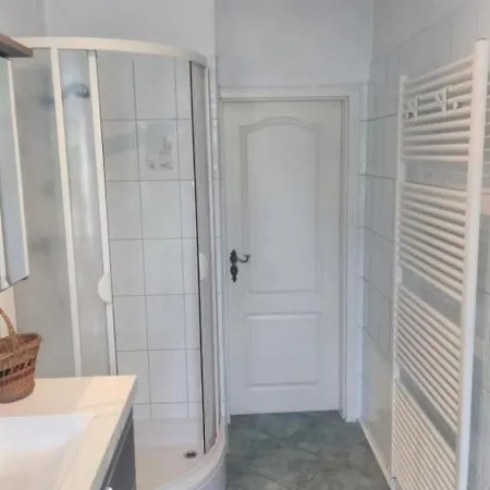 Apartment Am Hofladen Hellendorf - Saechsische Schweiz By Interhome